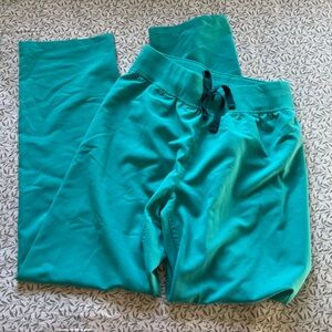 high rise figs livingstong scrub bottoms